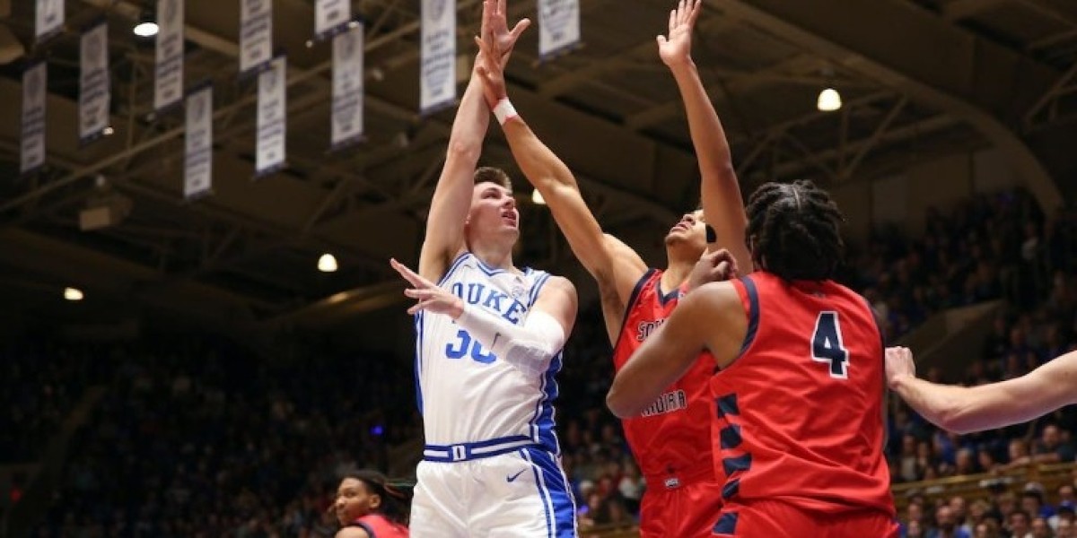 Duke Defeats Southern Indiana in Blue Devil Challenge