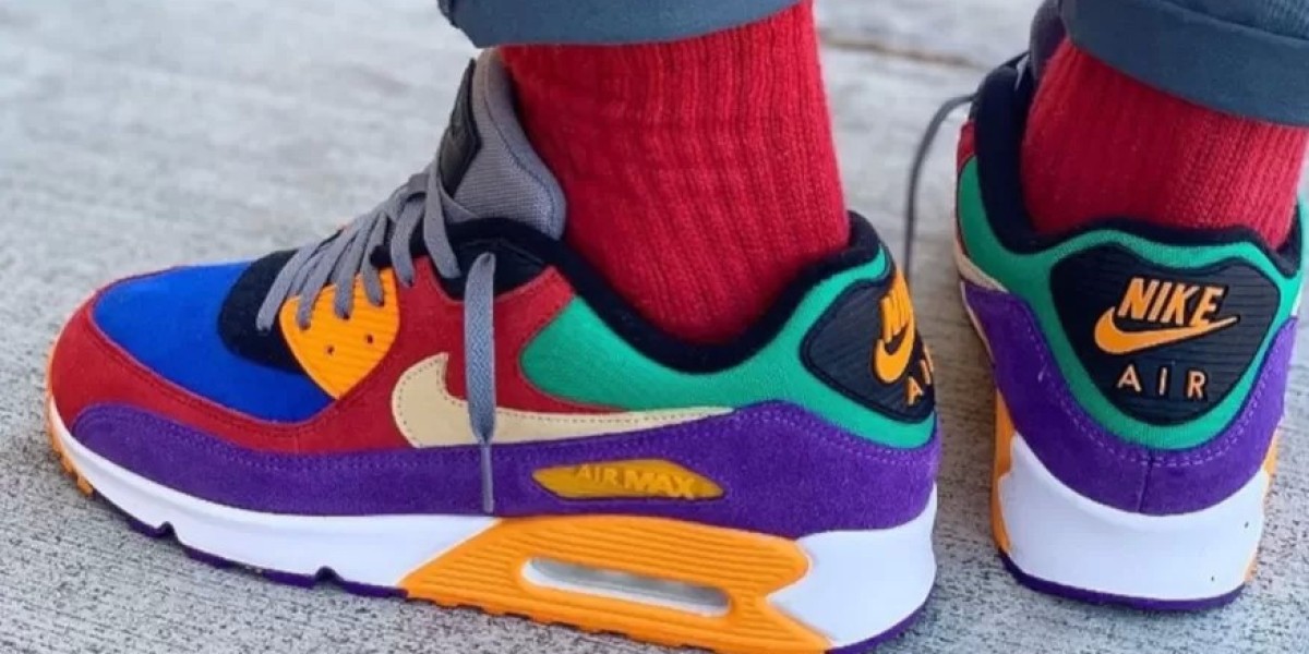 Nike Air Max 90 Viotech: Blast of Color