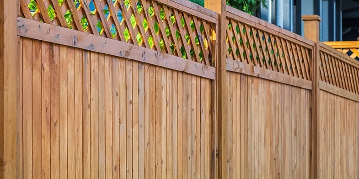 Transform Your Yard with a Fence That Lasts