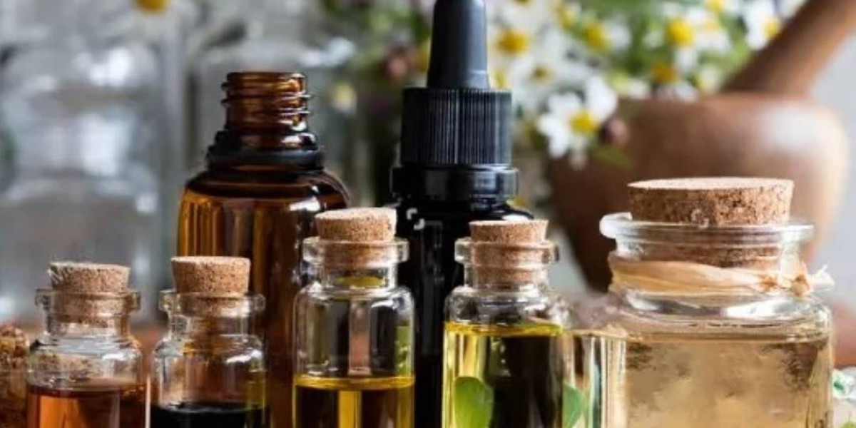 Choosing the Right Essential Oil Supplier for Your Business